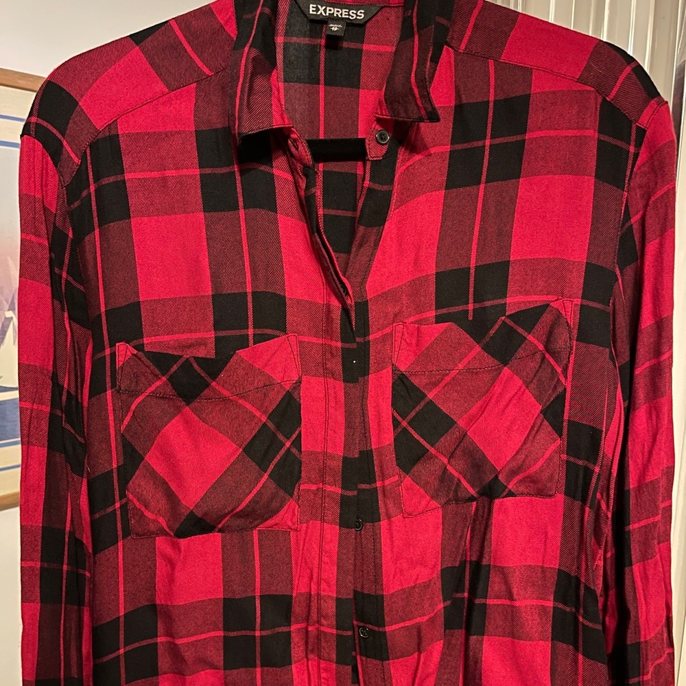 EXPRESS Black and Red Plaid Button Down Shirt